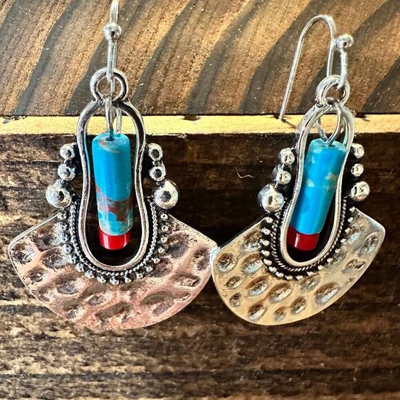 Boho Hippie Western Cowgirl Pounded Turquoise Stone Silver‎ Drop Wire Earrings, - Picture 3 of 8